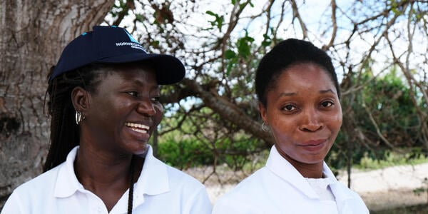 NORCAP expert Sabine Nana follows up with Sauiana, a local nurse she has trained to be a midwife. They also held a session for women on contraception – including birth control pills and condoms. 

UNFPA with support from NORCAP expert, Sabine Nana, has set up tents for sexual and reproductive health programs at the health facility in Macharote, which is one of many in the area destroyed during Cyclone Idai. 

Photo: NORCAP/Oda Lykke Mortensen